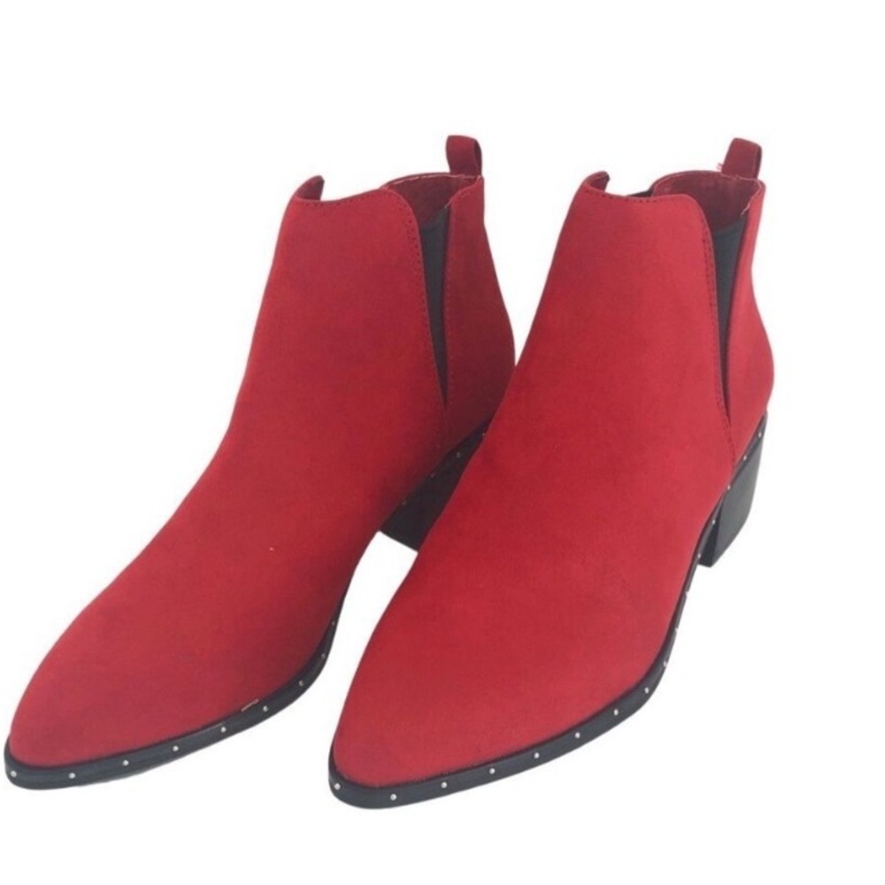 Bar III red booties! Comfy, size 5.5!​​​